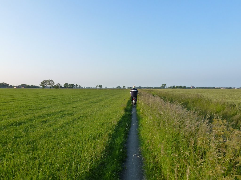 Lekker fietsen in het Groningerland bij Leermens by Netty van der Deen - Flikkema