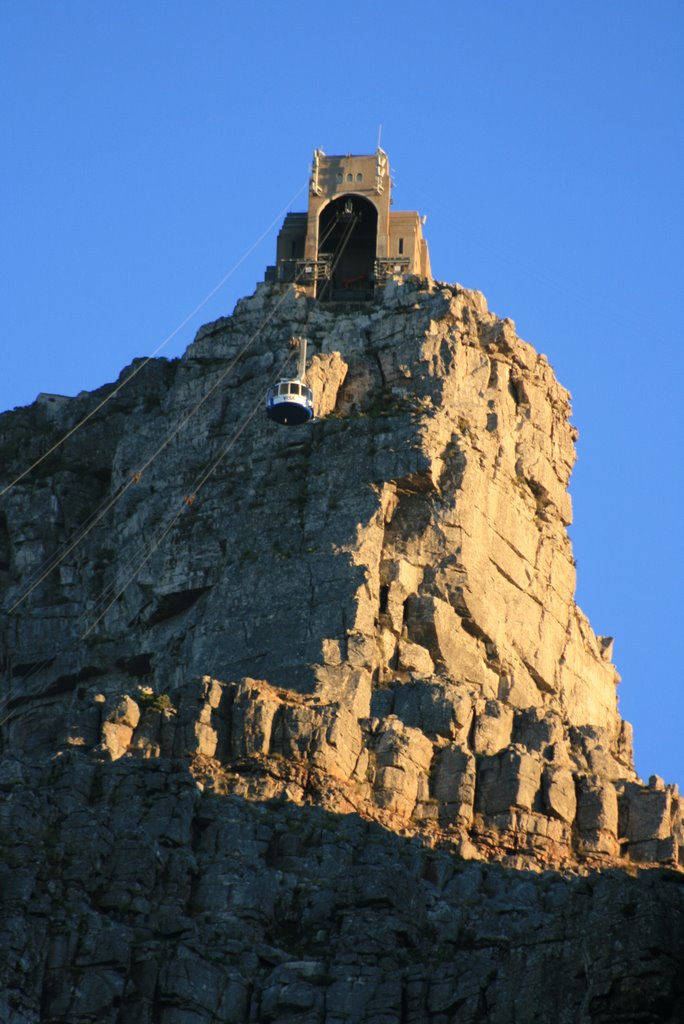 Table Mountain Cableway by ehrbar