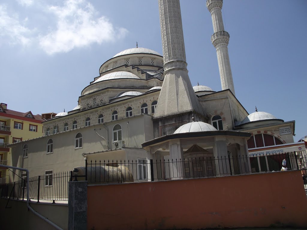 Maltepe, Aydınevler, Süleyman Öksüzoğlu Camii 1 by Kasım OKTAY