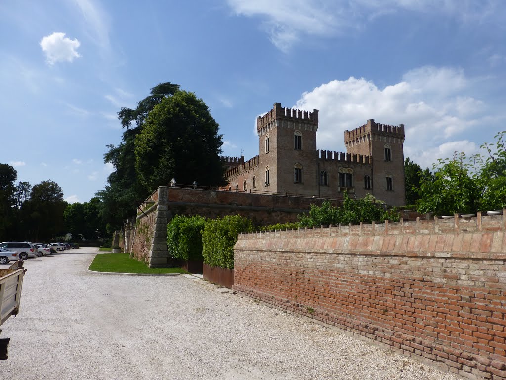 Bevilacqua (VR) - Castello dei conti Bevilacqua - by Arianna 