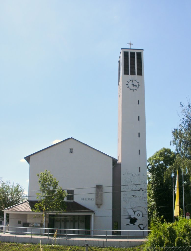 Kath. Kirche St. Hedwig, Stuttgart-Möhringen by h-a-maurer