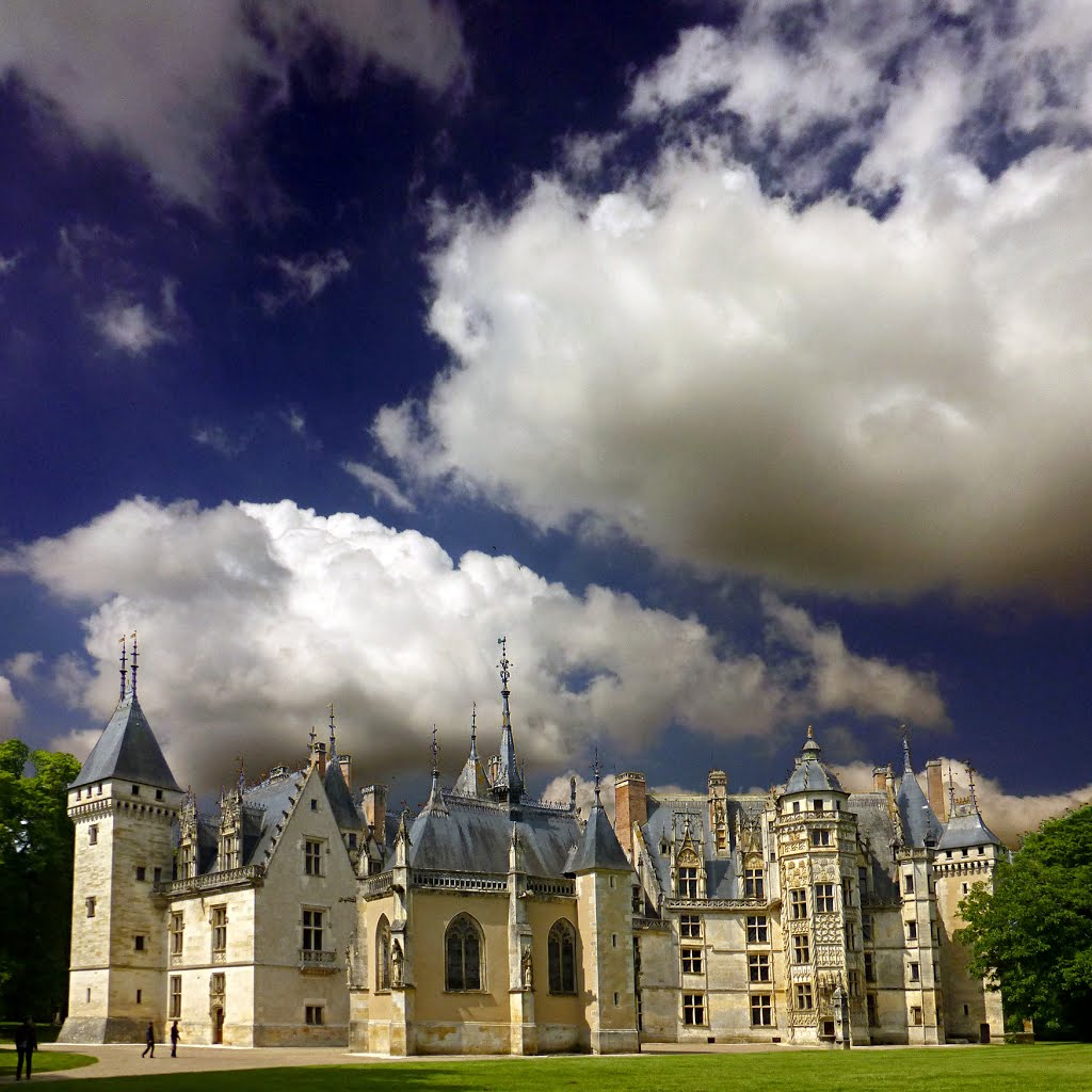 Château de Meillant, Cher, France by Pom-Panoramio? YES !