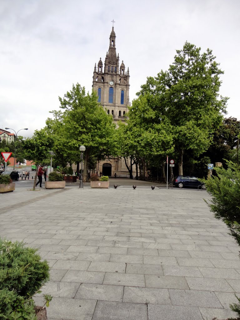 Basílica de Begoña by Luisefe