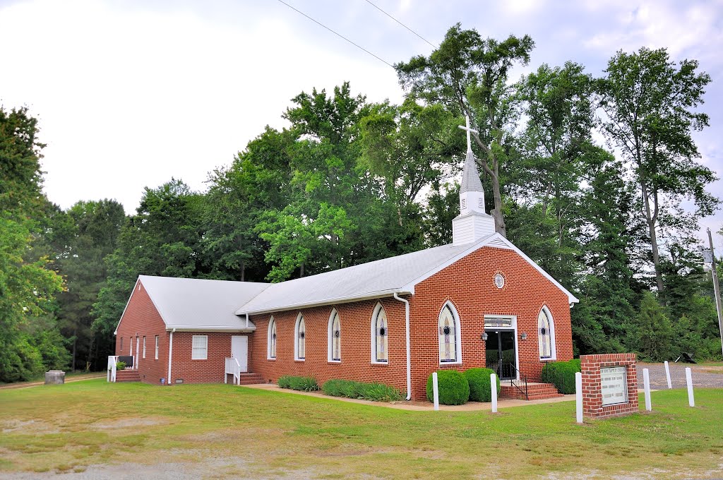 VIRGINIA: KING WILLIAM COUNTY: Union Hope Baptist Church, 571 Union Hope Road by Douglas W. Reynolds, Jr.