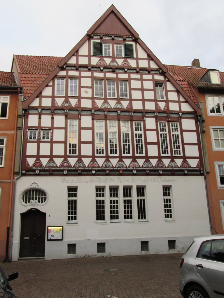 Gemeindehaus der Ev.- Luth. Neustädter Hof- und Stadtkirche St. Johannis - Hannover-Calenberger Neustadt, Rosmarinhof 3 by eskiniwach