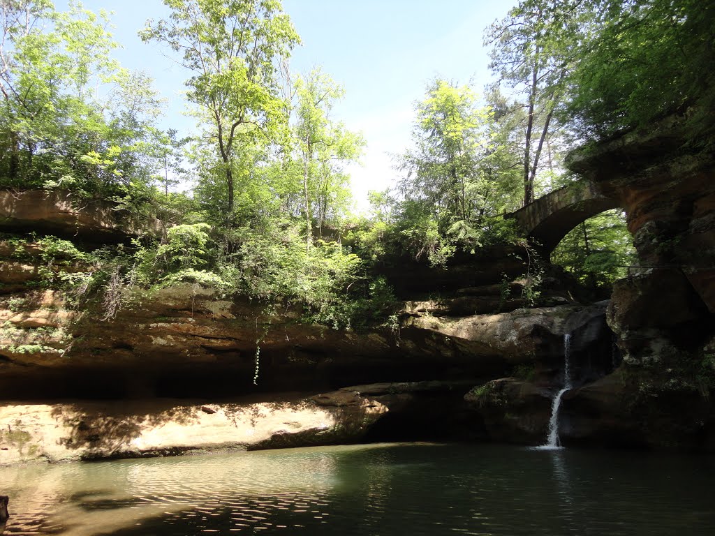 Old Man's Cave by Travelin' Man