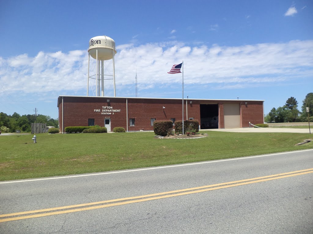 Tifton Fire Department Station 2 by mriveraz