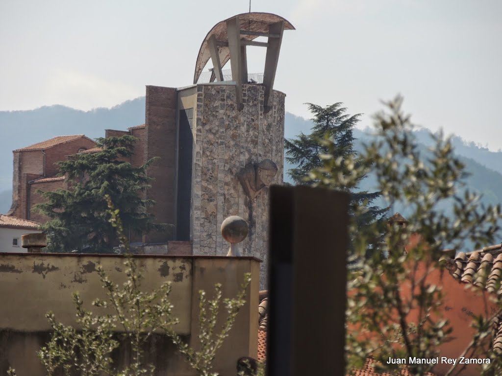 Olot, Iglesia de Sant Pere Martir- Gerona-20140414 by Juan Manuel Rey Zamora