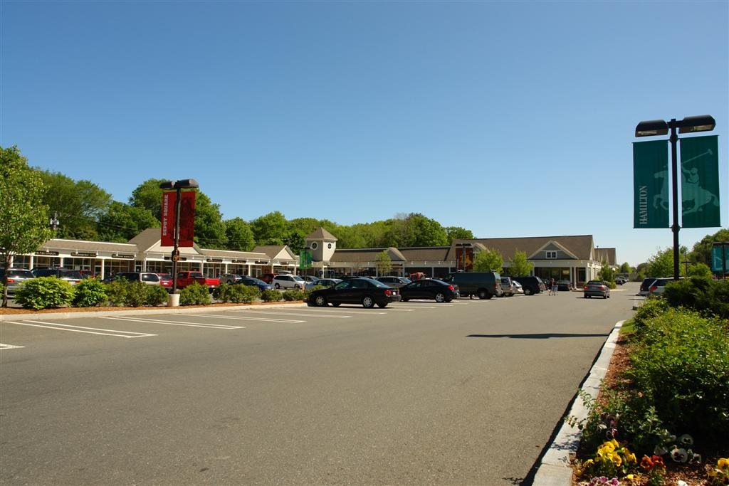 Hamilton Crossing Shopping Plaza - Hamilton, MA by John M Sullivan