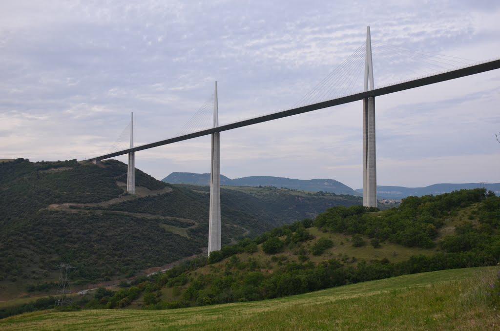 Southview of the 2,5 km long Viaduc de Millau, now 10 years old. It is a tollbridge by Henq