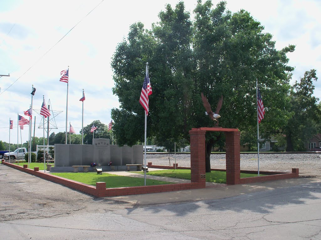 Veterans' Memorial by Sheps