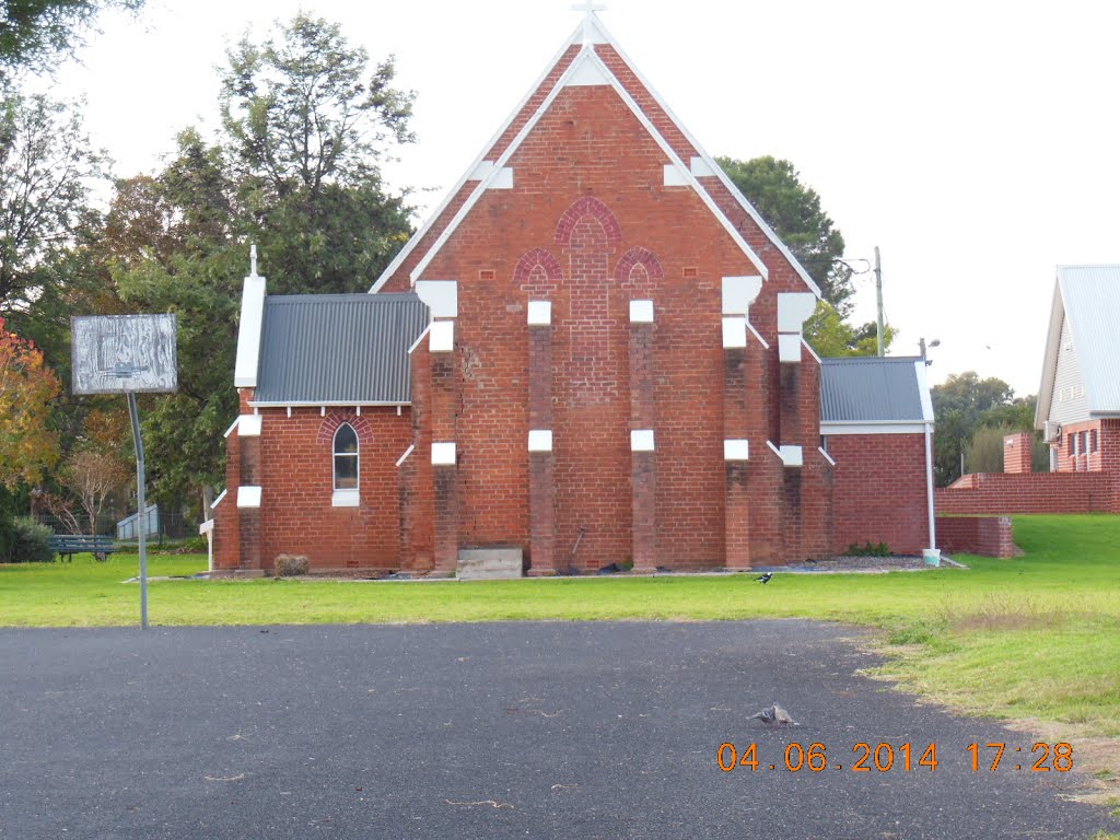 Eugowra - Catholic Church (rear) - 2014-06-04 by sandyriva