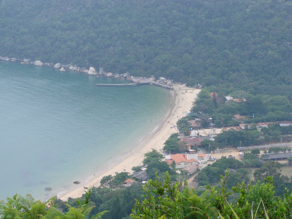 Praia de Laranjeiras by FabioP