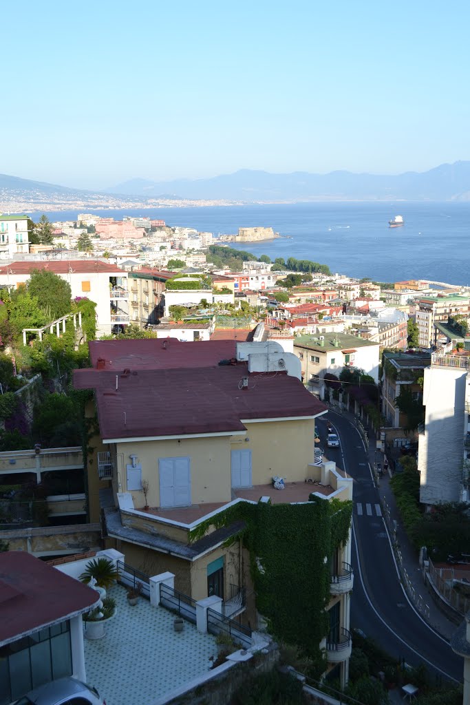 Scorcio di Napoli da via Aniello Falcone by Geosergio