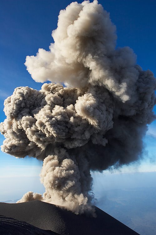 Bang, Mt Semeru by steveaxford