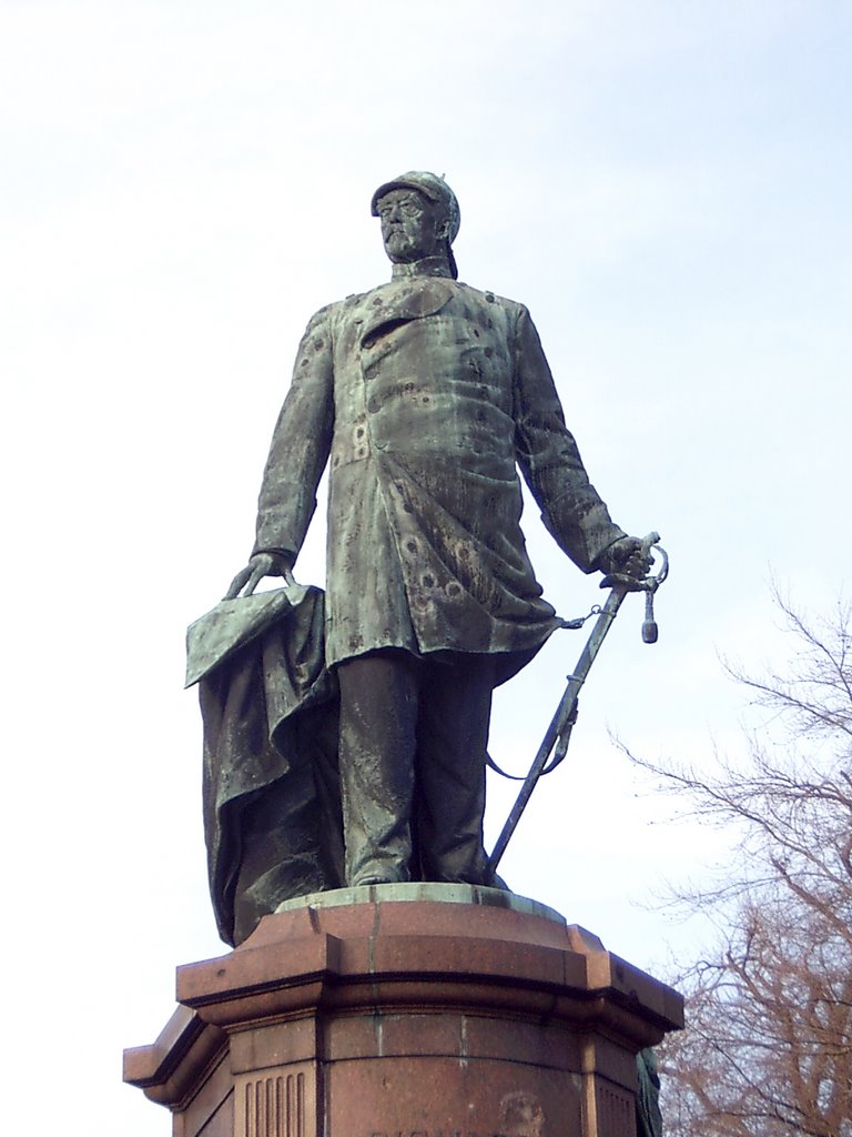 Germany_Berlin_Great Star Square_Bismarck-Monument 77 by George Charleston