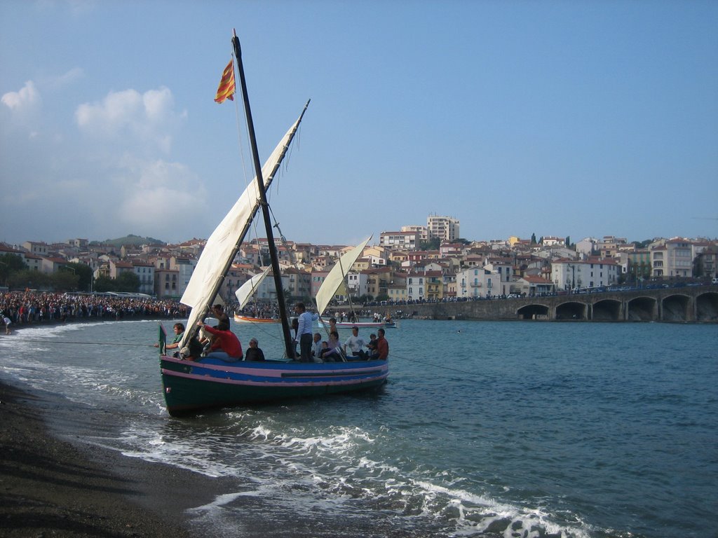 BANYULS S/M LA CRIQUE by JEAN-CLAUDE GILLAIN