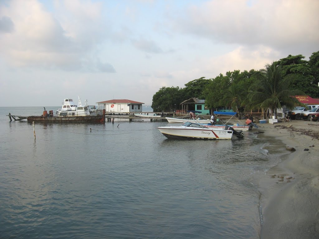 Near the pier (Placencia, Belize) by Sasha India