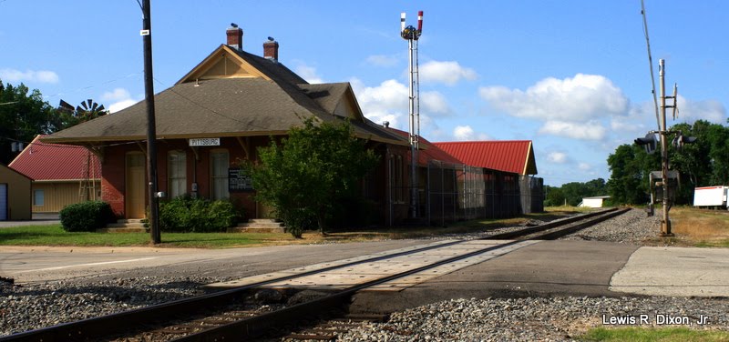 Pittsburg, Tx. Train Depot by Xonid1