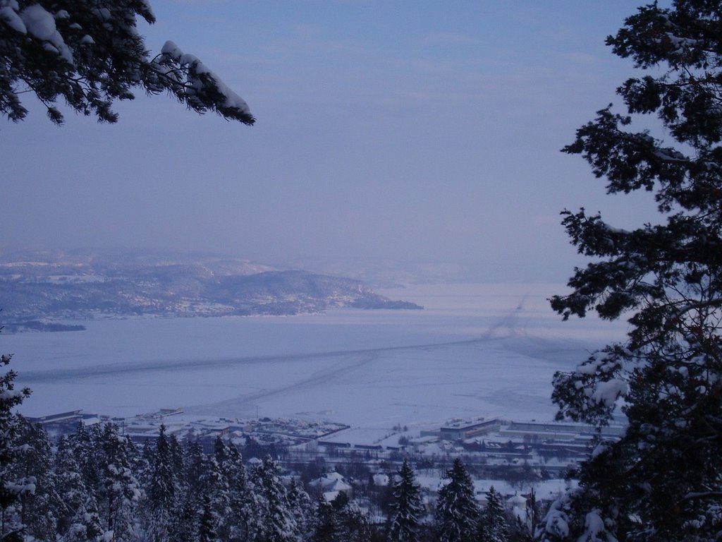 Drammensfjord covered in ice by skrepped