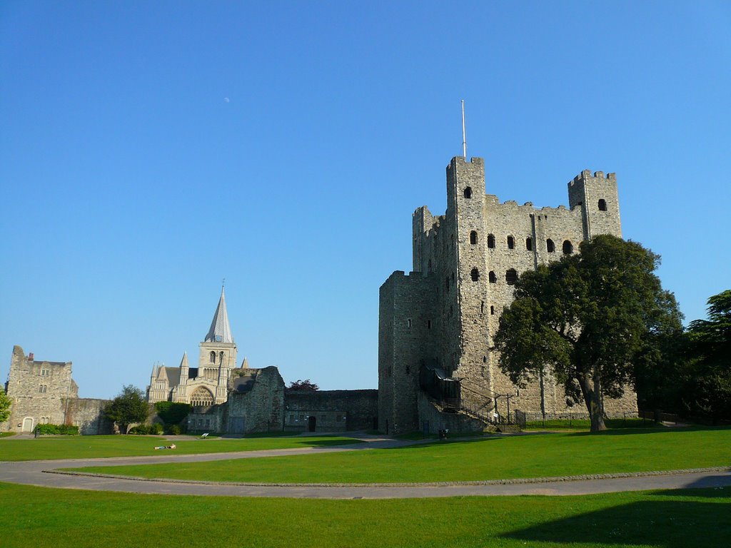 Rochester, UK by harcza