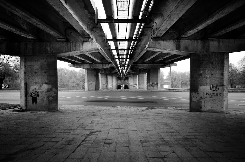 Under Sõpruse (Friendship) bridge by Hannes Einpaul