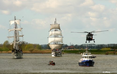 Kamper sail by Dries van Assen