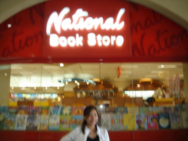 Blurry! national bookstore! by valpanaguiton