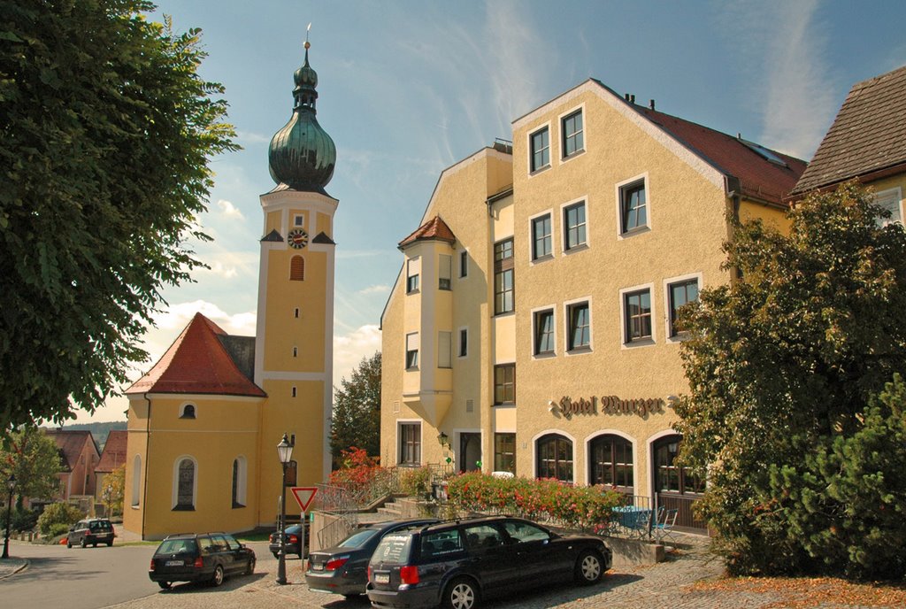 Hotel Wurzer und Kirche by allMedia-online.de