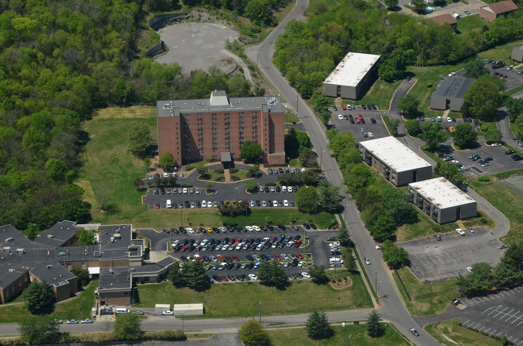 Dandridge Towers & Bethany Health Care Center by Buddy Rogers