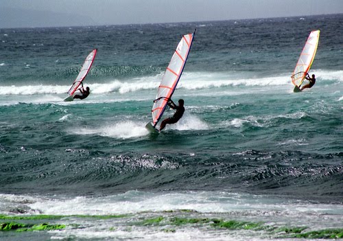 Ho'okipa Beach, Maui by ehrbar