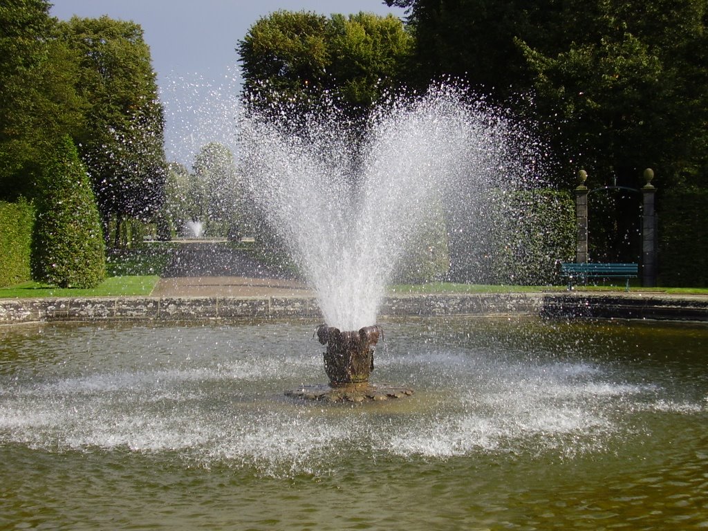 Kleine Fontäne im Großen Garten, Herrenhäuser Gärten, Hannover by anasazy