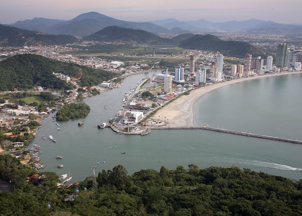 Barra do Rio Camboriú - SC ©Germano Schüür by Germano Schüür