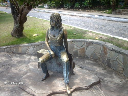 Estatua de Brigith Bardot, Buzios,RJ, Brasil by Luiz.Carvalho.Silvei…