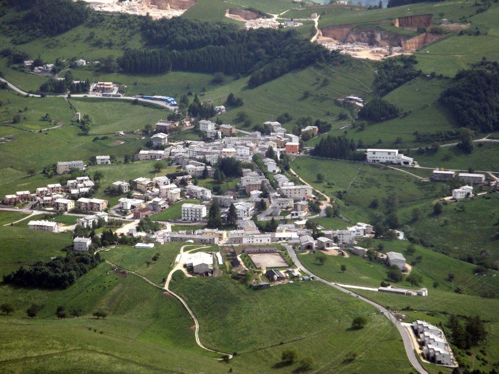 Paese Fosse - dal Corno d,Aquilio by Adriano Dalla Mura