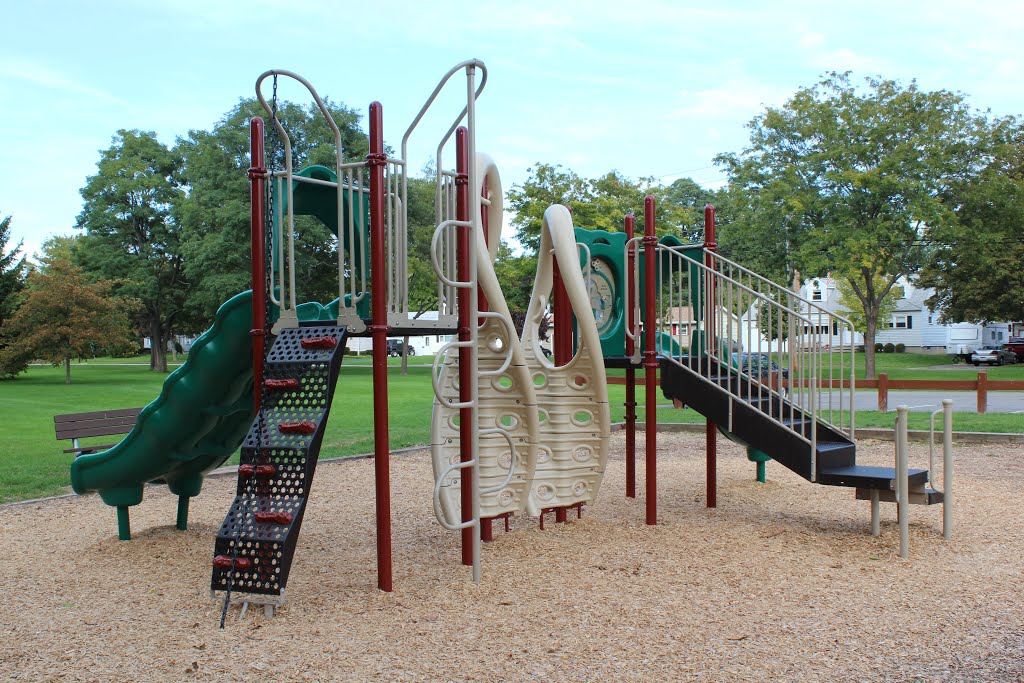 Columbus Park playground by Rochester Parks