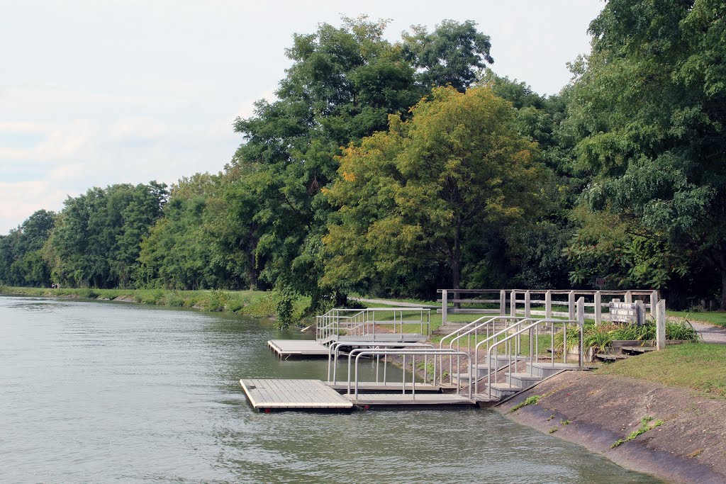 Great Embankment Park boat launch by Rochester Parks