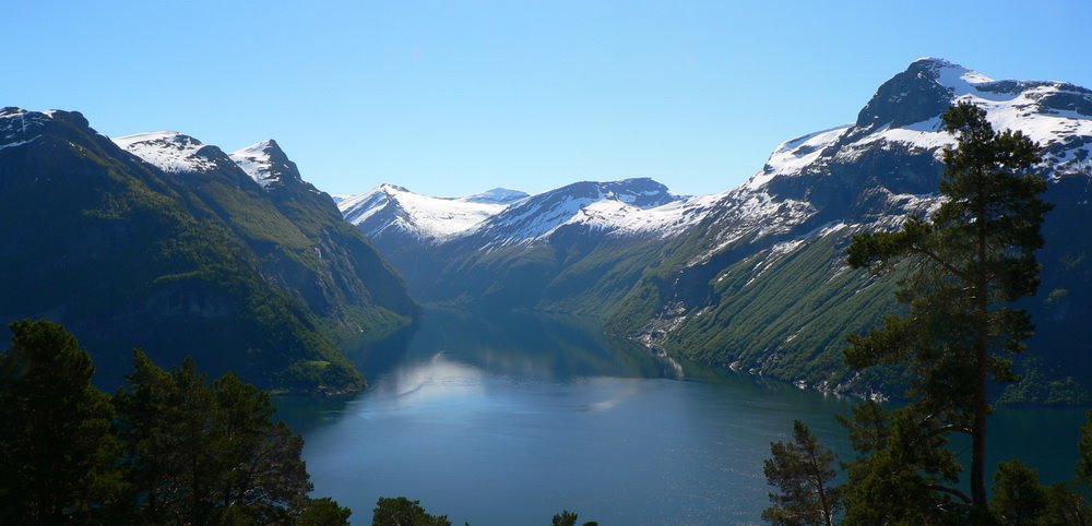 Geirangerfjord by bReo