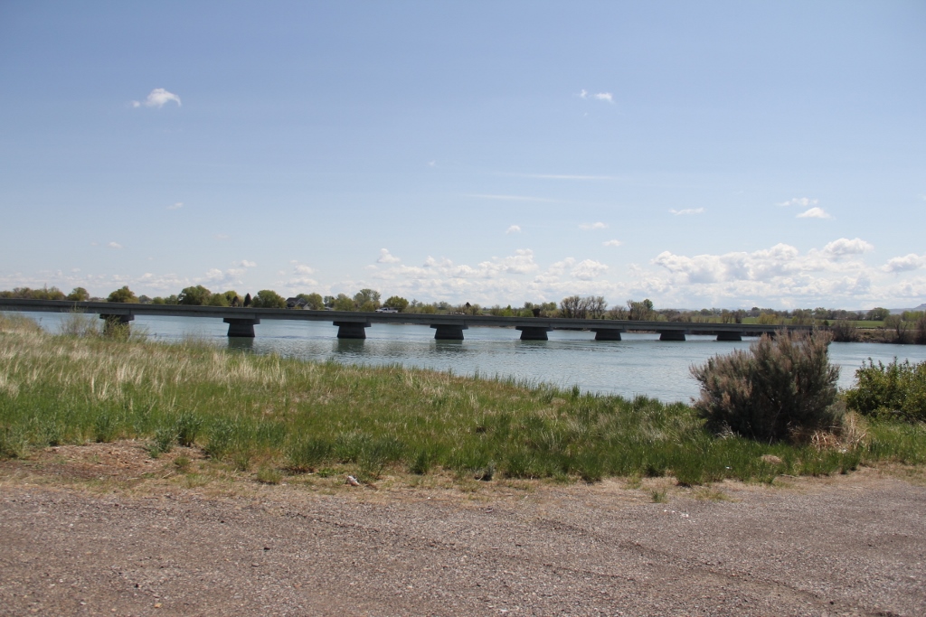 Snake River Bridge north of Declo I84 Exit by elkbender257