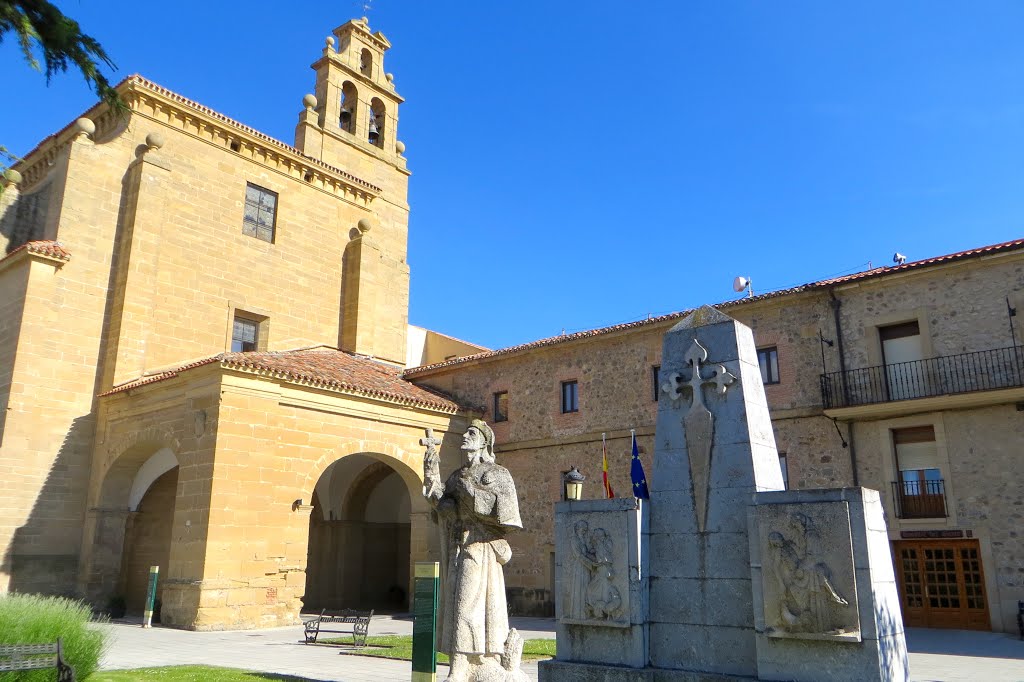 Monumento al Peregrino del Camino de Santiago. Santo Domingo de la Calzada. Spain. by María Fernando