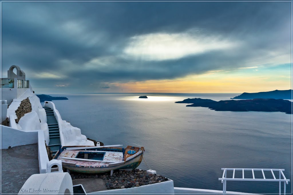 The boat (Mesaria, Santorini) by Rita Eberle-Wessner