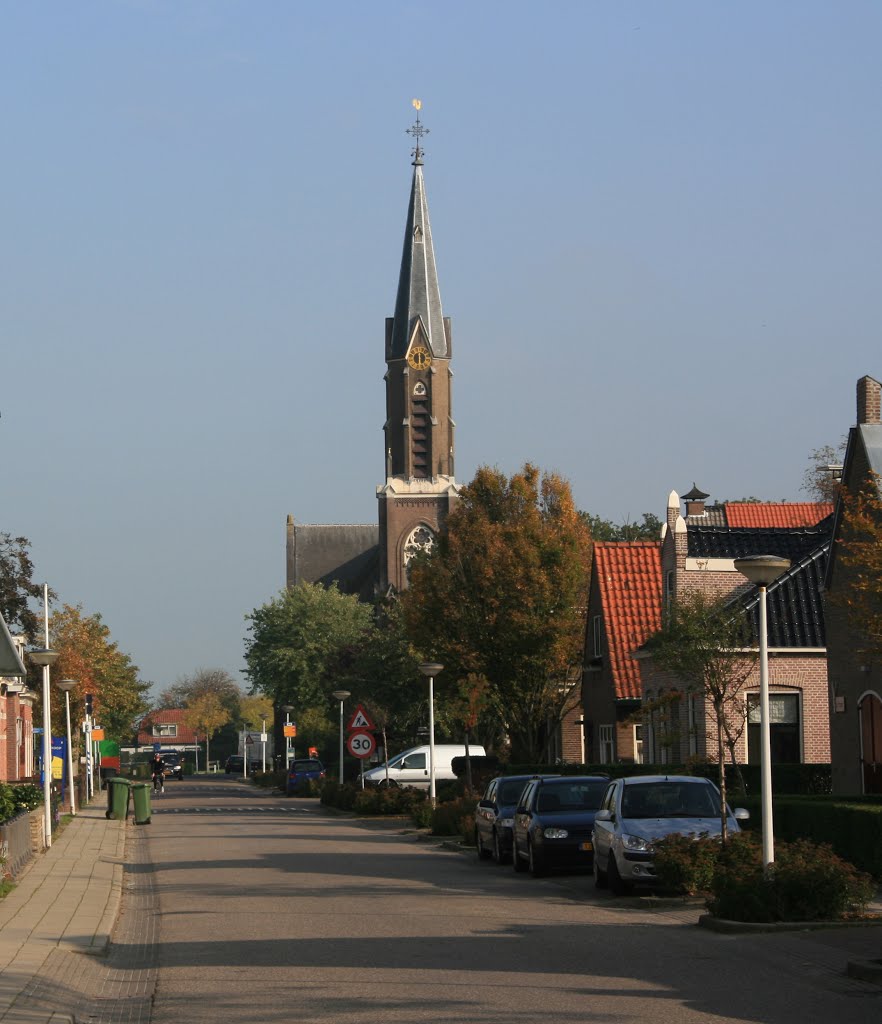 Wergea - St.Martinuskerk by Minne J Bloem