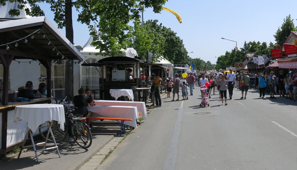 Bensheim - Hessentag. by R.F.Rumbao