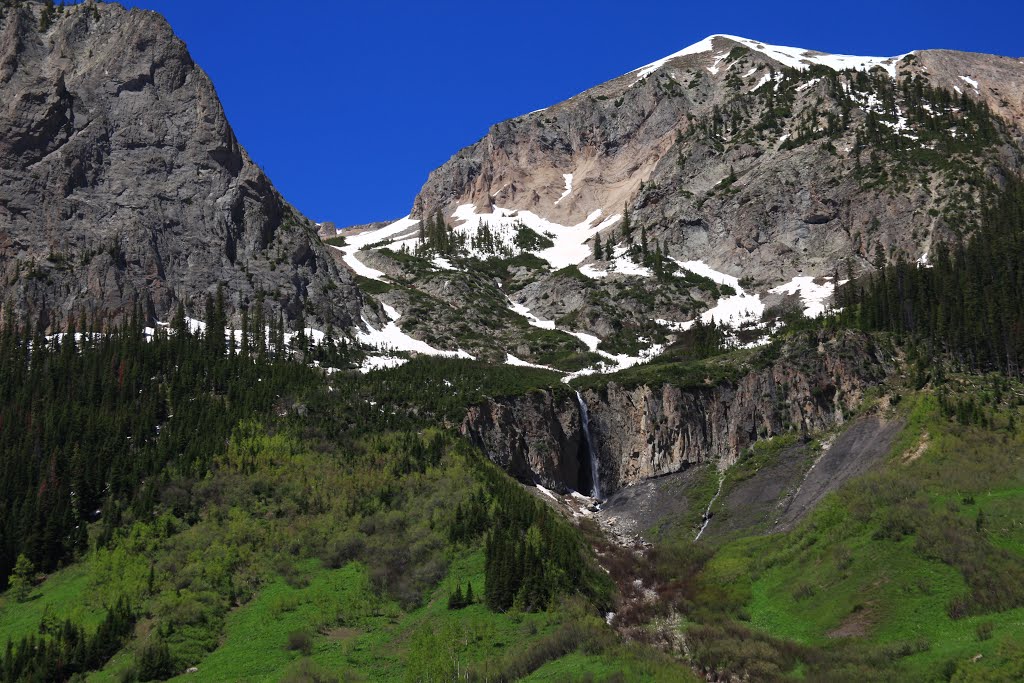 MOUNTAINS IN CRESTED BUTTE by dreamer 200