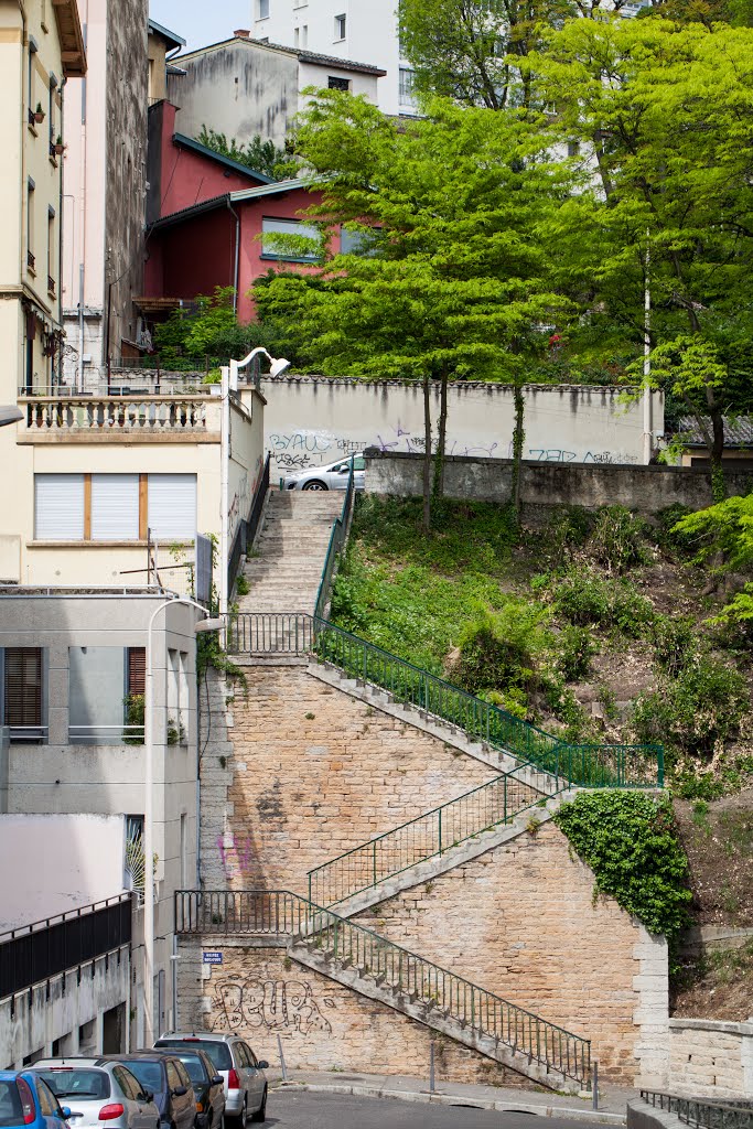 Montée Bonafous by Marc LECOCQ