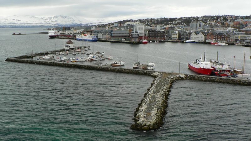 Tromsø port from bridge by bReo