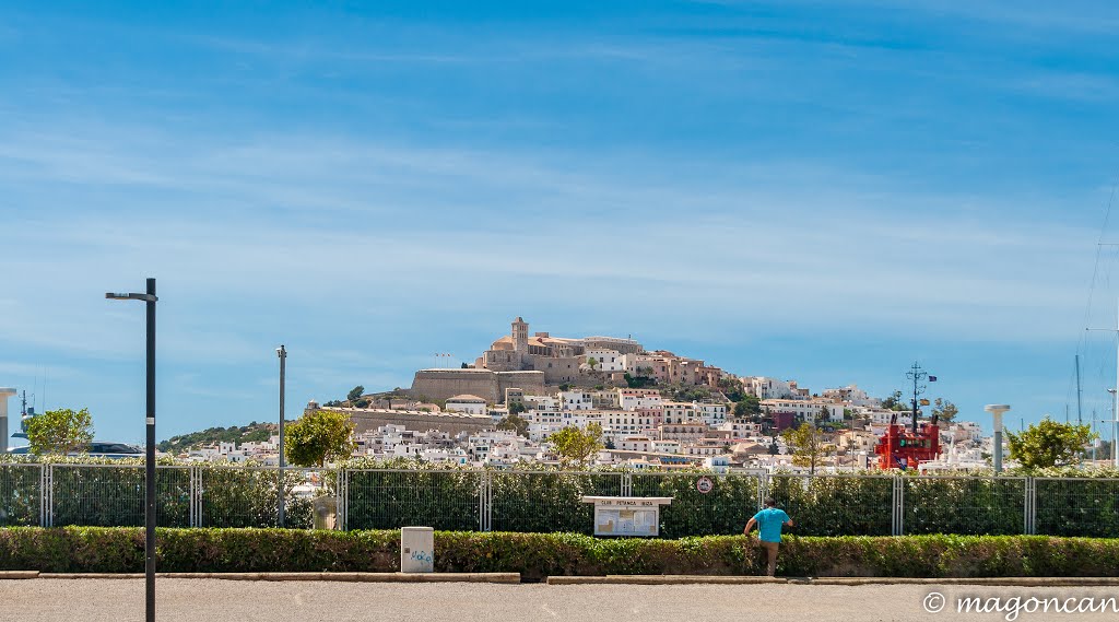 Ibiza, una vista de Dalt Vila by magoncan