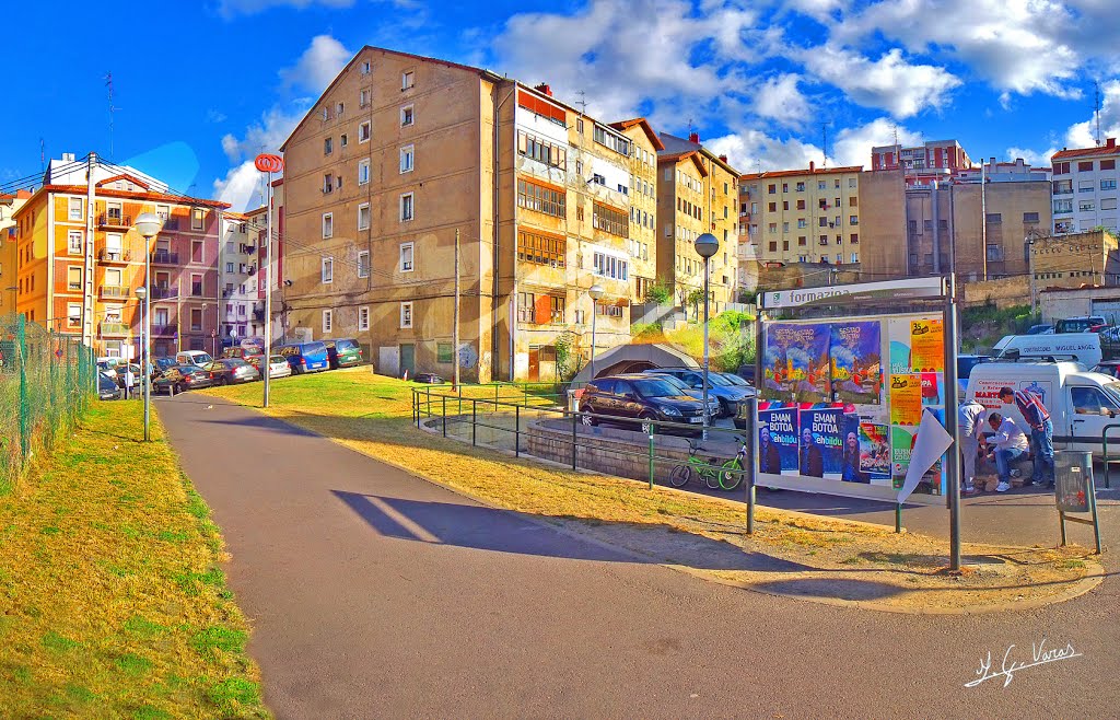 Camino Txikito, Sestao, boca de metro.Vizcaya. by JavierGarciaVaras