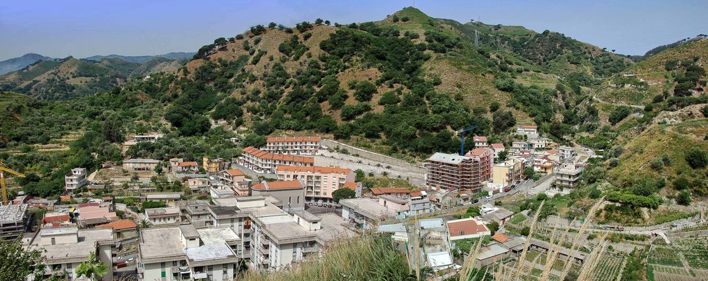 Catarratti, Messina by Nicola e Pina in Sicilia