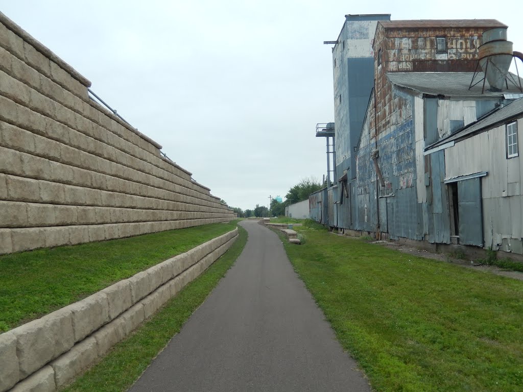 Forest Lake Feed Mill by tensor08